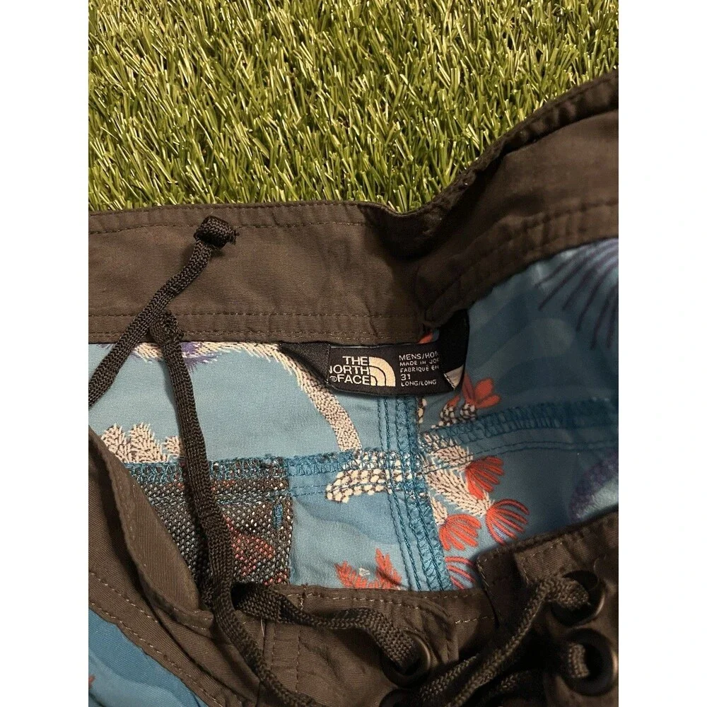 North Face Floral Swim Trunks Men's Size 31